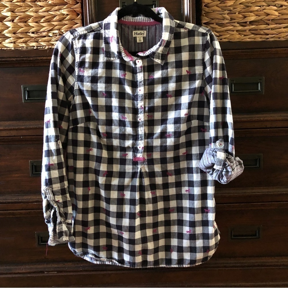 Hatley checked roll tab sleeve tunic top in size S